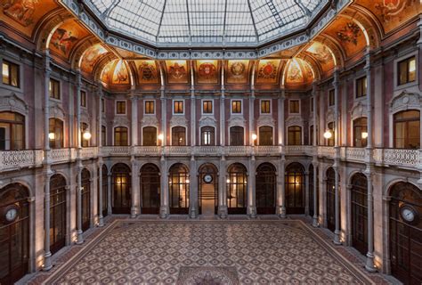 palácio da bolsa portugal.